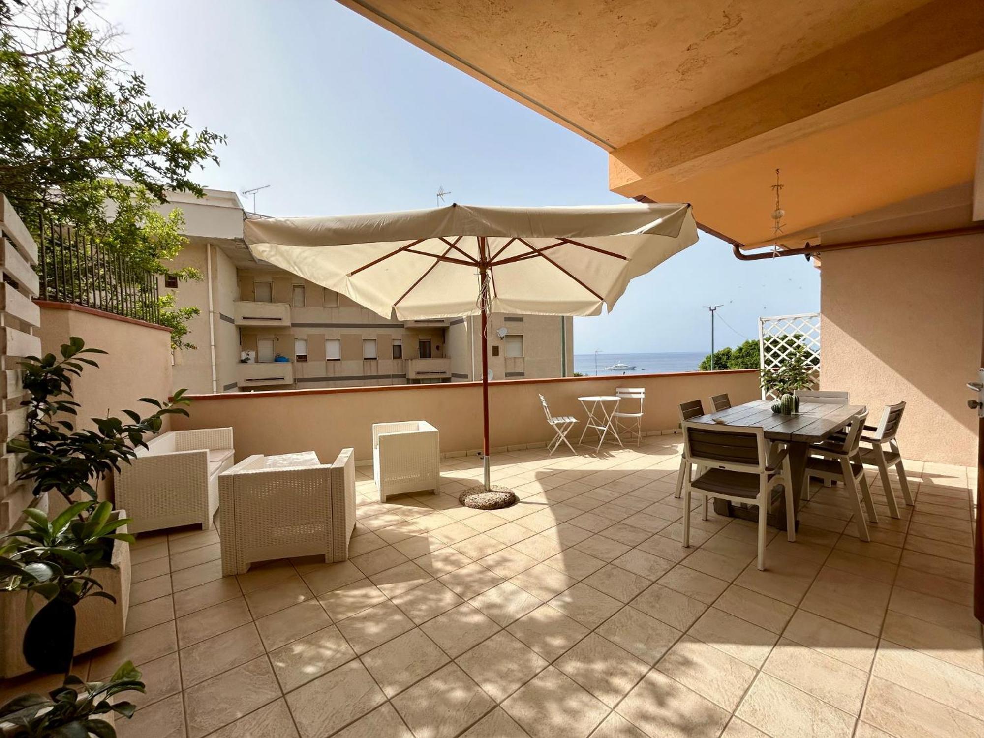 Arcobaleno Tropea Centro Acomodação com café da manhã Exterior foto